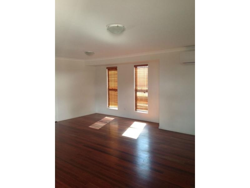 1/16 Pandanus Street, Blackwater QLD 4717