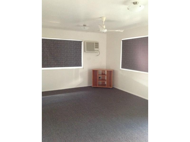 80 Arthur Street, Blackwater QLD 4717