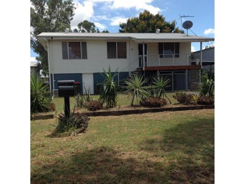 22 Blackbutt Street, Blackwater QLD 4717