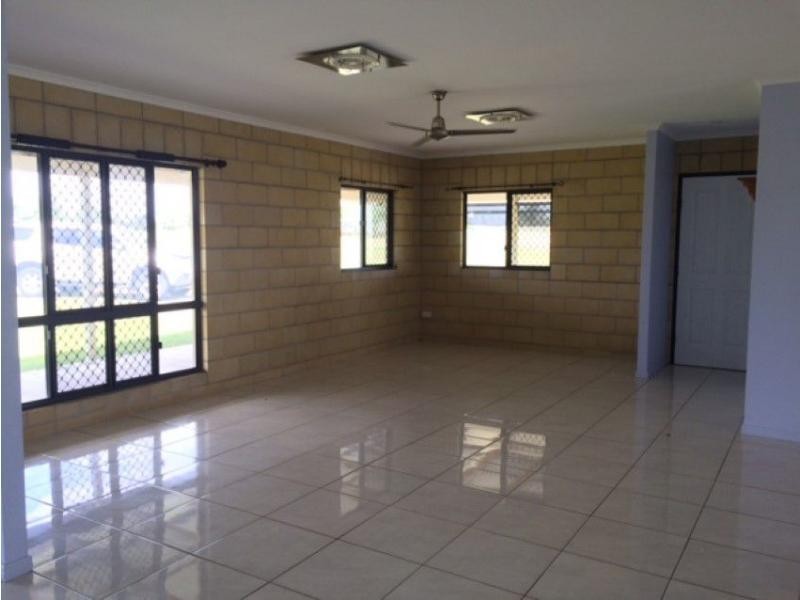 1 Easton Road, Capella QLD 4723