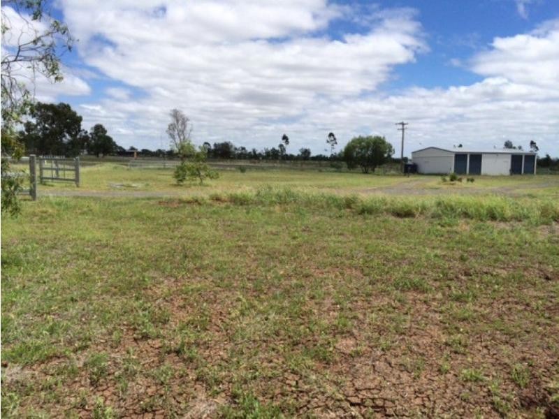 1 Easton Road, Capella QLD 4723