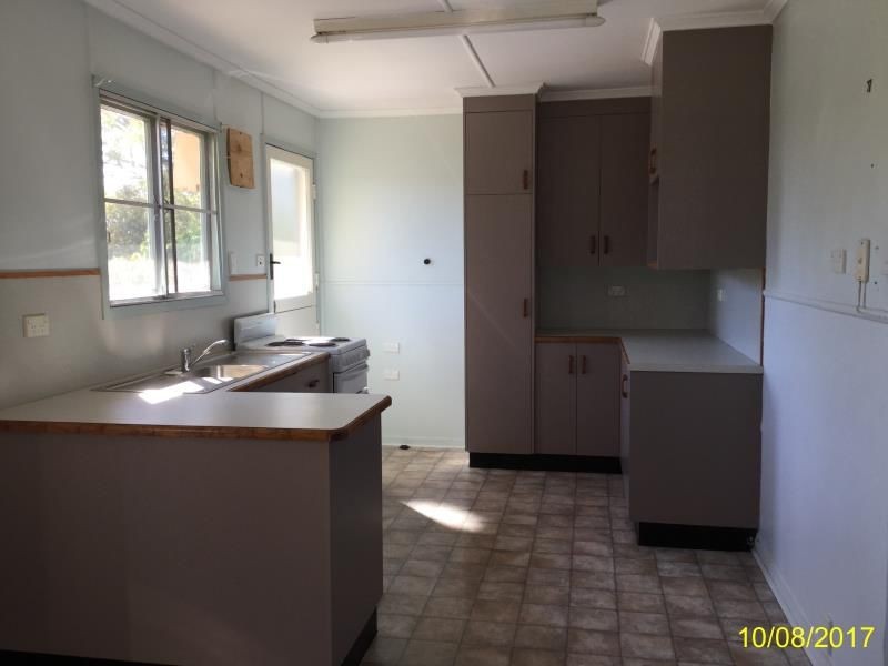 1 Talbot Street, Blackwater QLD 4717