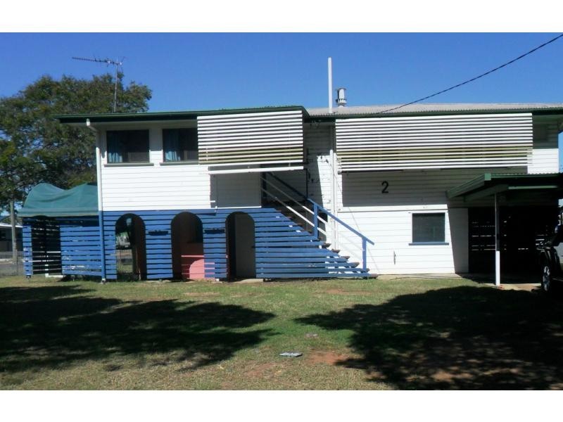 2 Talbot Street, Blackwater QLD 4717