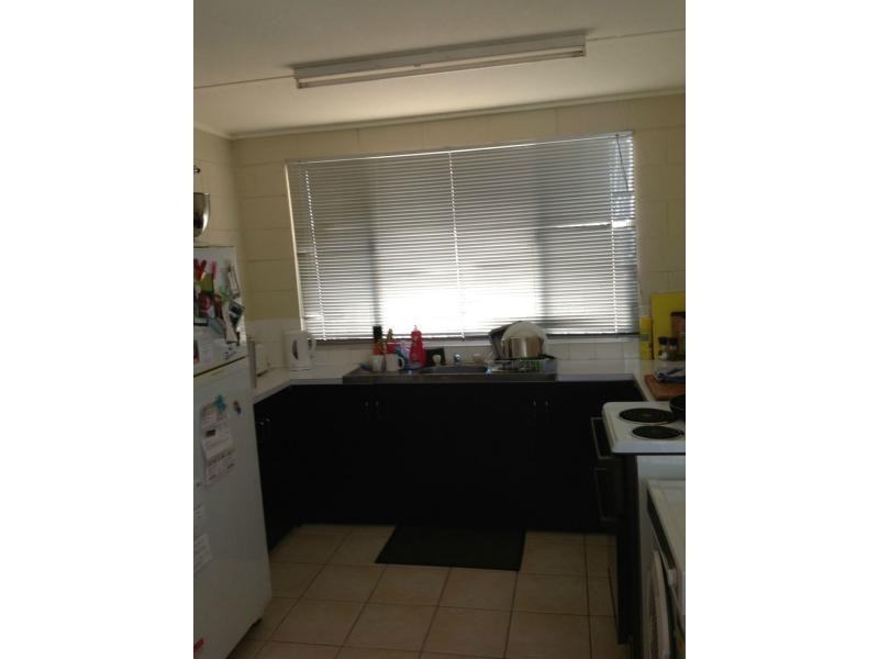 3/20 Quandong Street, Blackwater QLD 4717