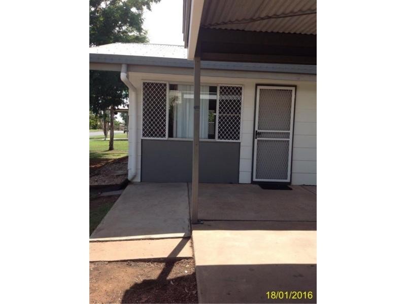 27 Lawless Street, Blackwater QLD 4717