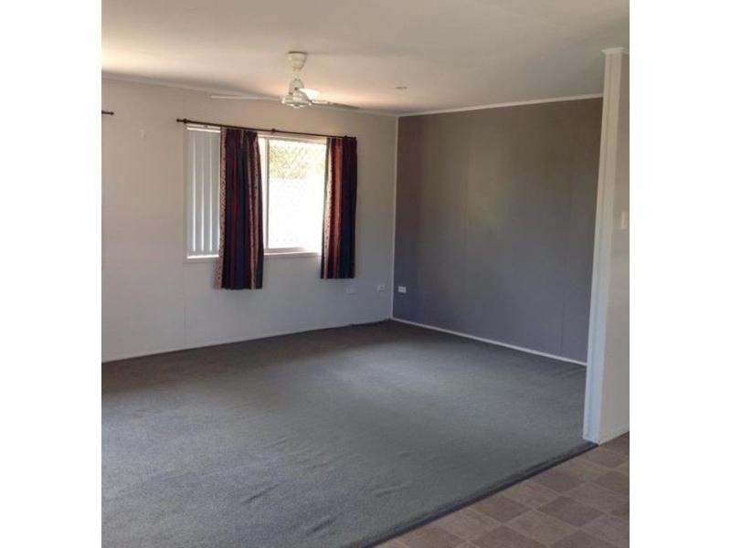 27 Lawless Street, Blackwater QLD 4717
