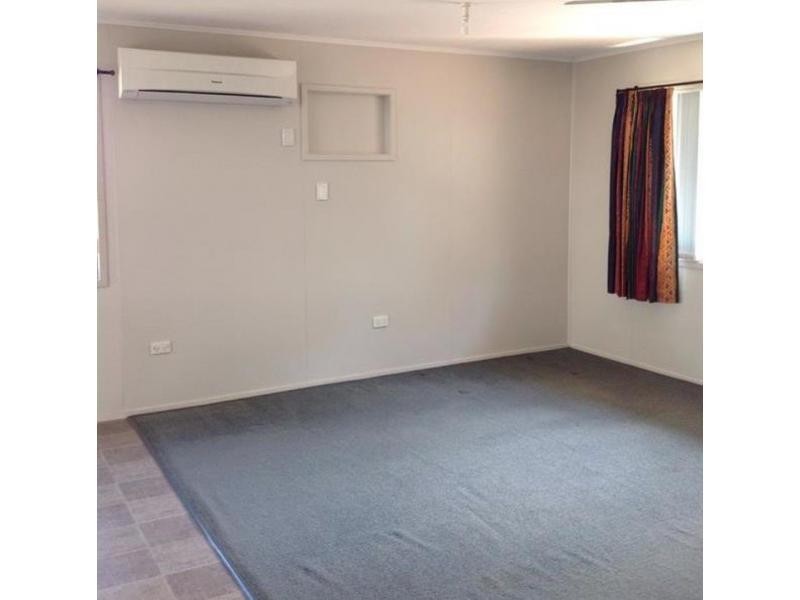 27 Lawless Street, Blackwater QLD 4717