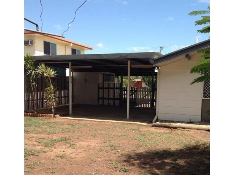 27 Lawless Street, Blackwater QLD 4717