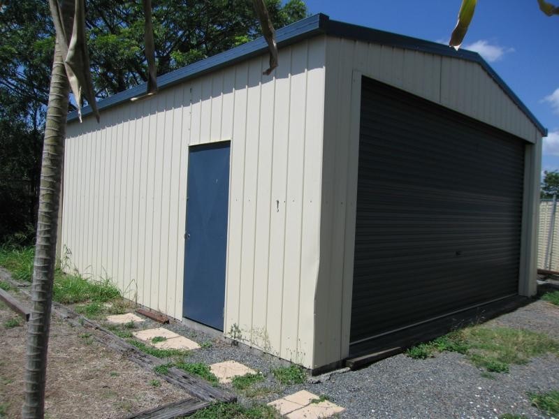 18 Bottletree Street, Blackwater QLD 4717