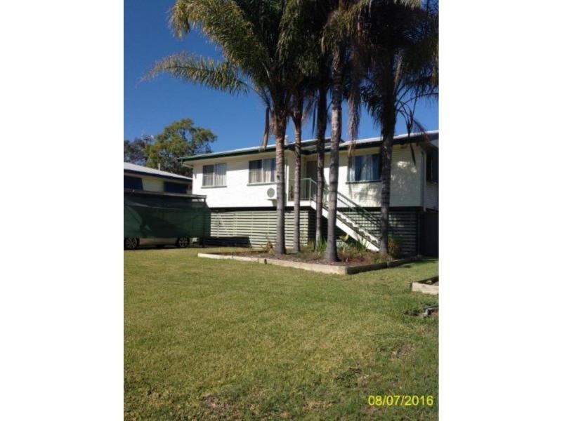 17 Gum street, Blackwater QLD 4717