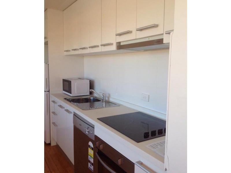 8/51 Bremner Street, Blackwater QLD 4717
