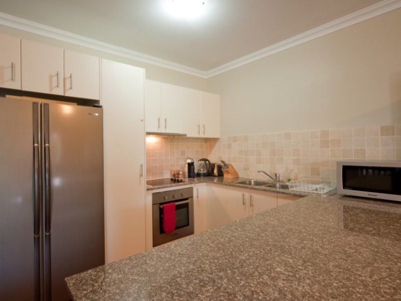8/21 Shute Harbour Road, Cannonvale QLD 4802
