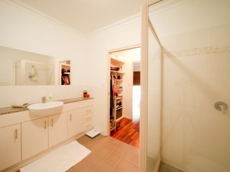 8/21 Shute Harbour Road, Cannonvale QLD 4802