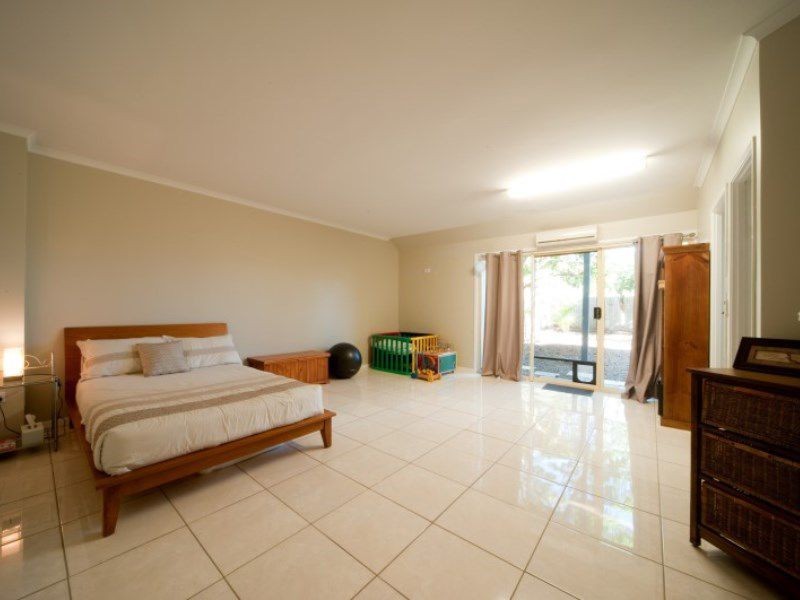 8/21 Shute Harbour Road, Cannonvale QLD 4802