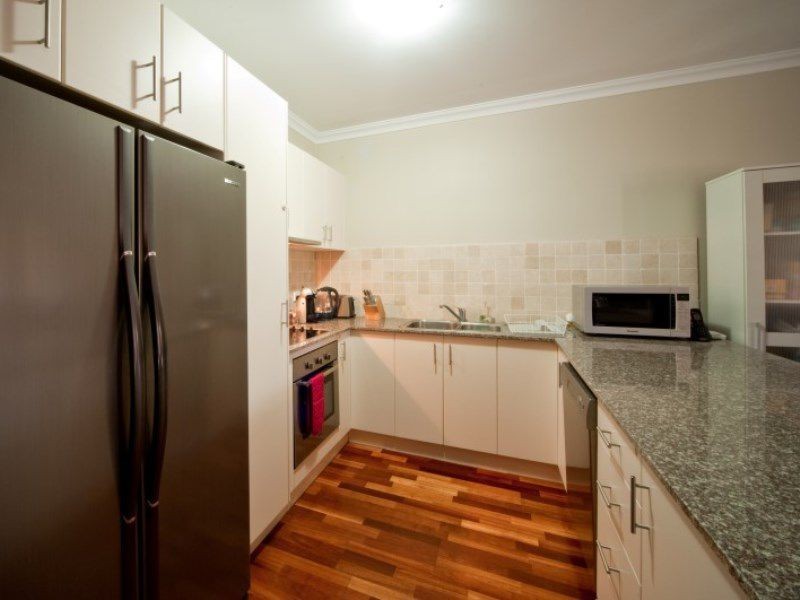 8/21 Shute Harbour Road, Cannonvale QLD 4802