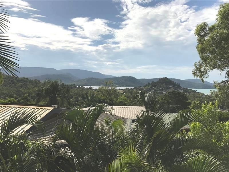 Cannonvale QLD 4802