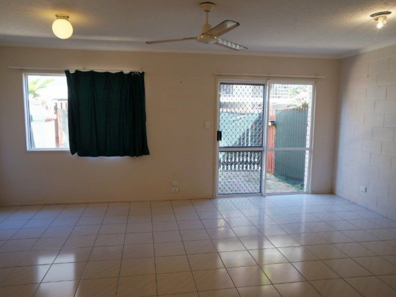 2/169 Shute Harbour Road, Cannonvale QLD 4802