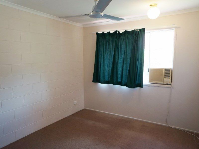2/169 Shute Harbour Road, Cannonvale QLD 4802