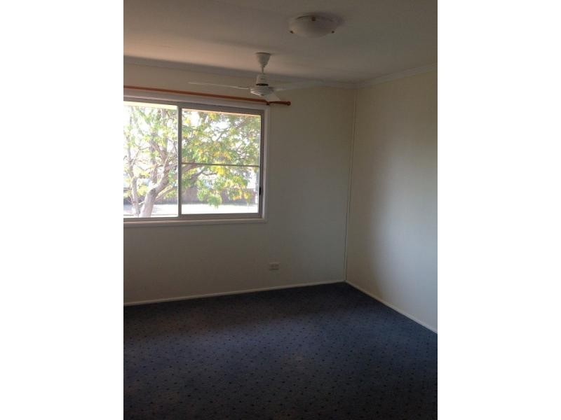 19 Conachan Street, Blackwater QLD 4717