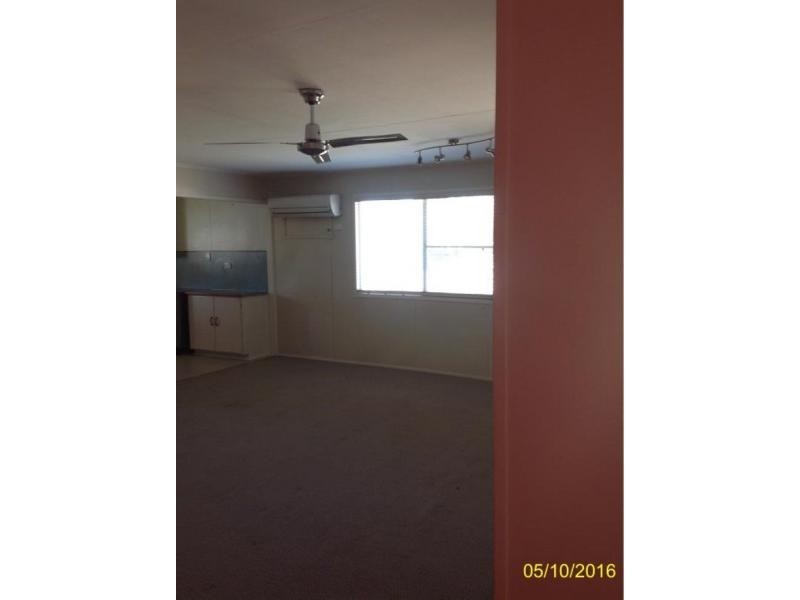 72 Arthur, Blackwater QLD 4717