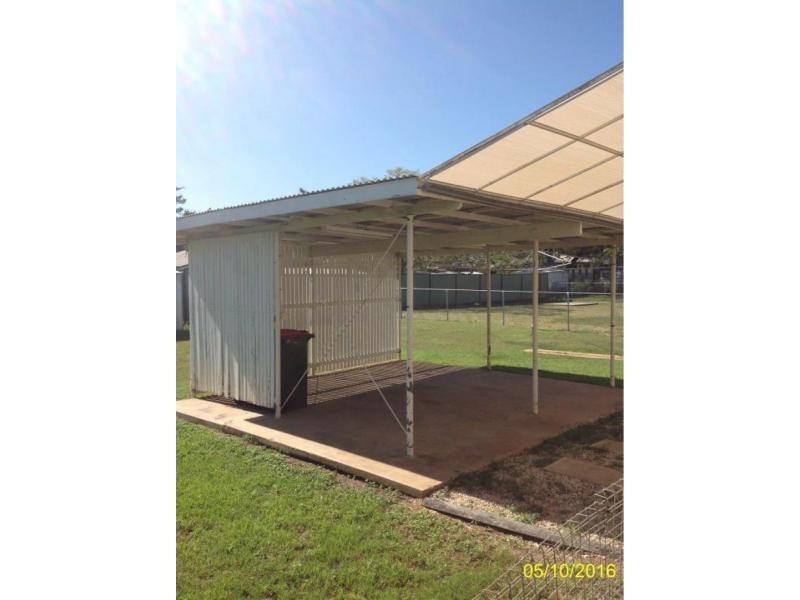 72 Arthur, Blackwater QLD 4717