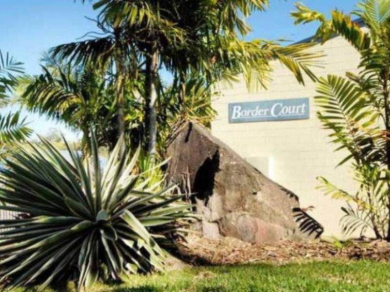 4/4 Border Drive, Cannonvale QLD 4802