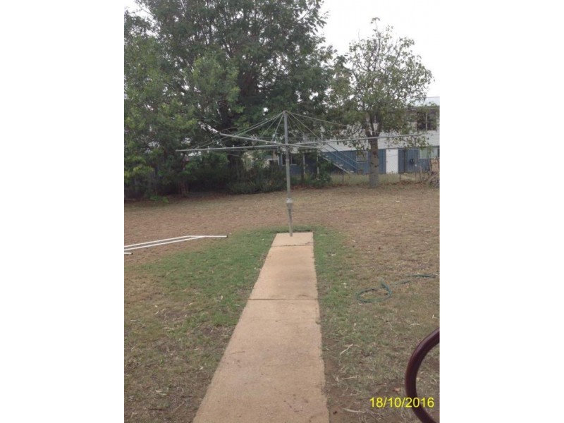 21 Acacia Street, Blackwater QLD 4717
