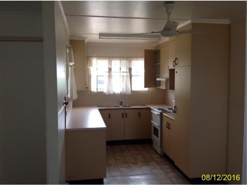 3 Fay Street, Blackwater QLD 4717