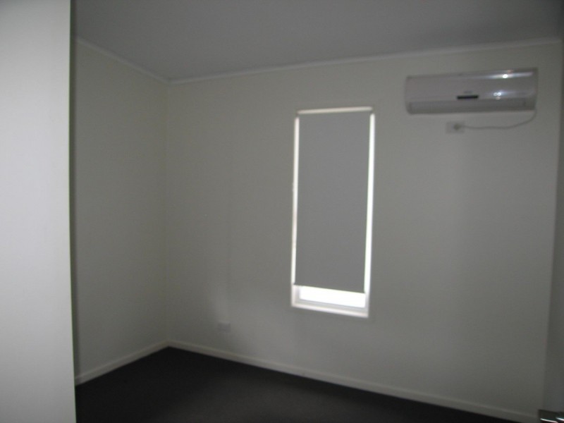 1/26 Summerred Court, Blackwater QLD 4717