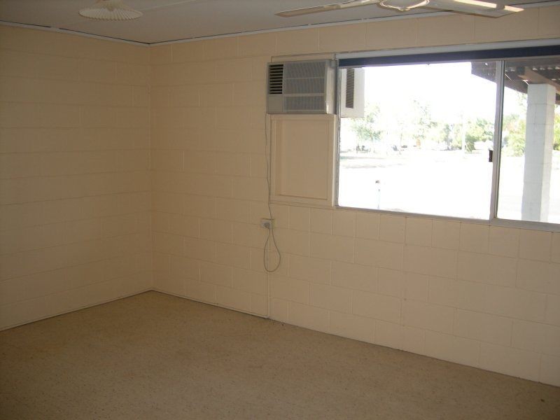 1/20 Quandong, Blackwater QLD 4717