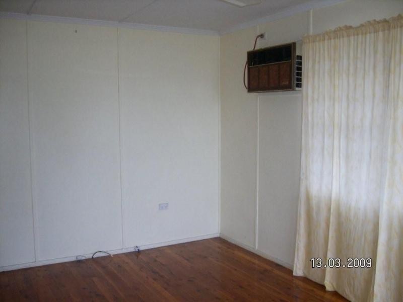 22 Long Street, Blackwater QLD 4717