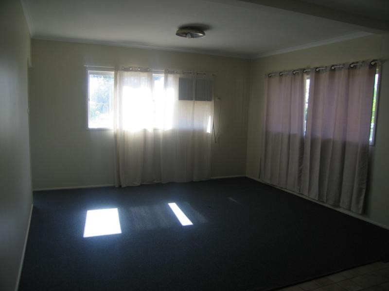 59 Arthur Street, Blackwater QLD 4717