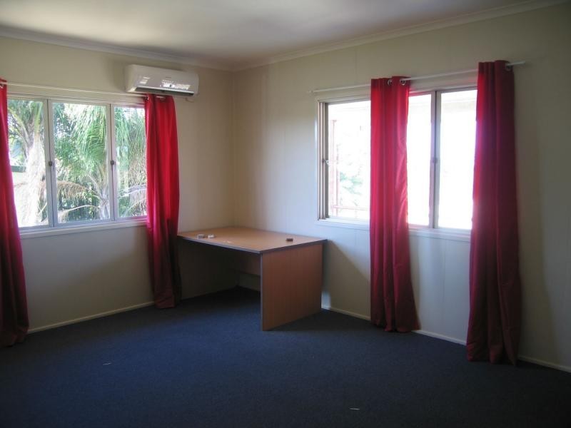 59 Arthur Street, Blackwater QLD 4717