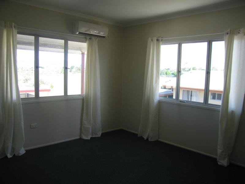 59 Arthur Street, Blackwater QLD 4717