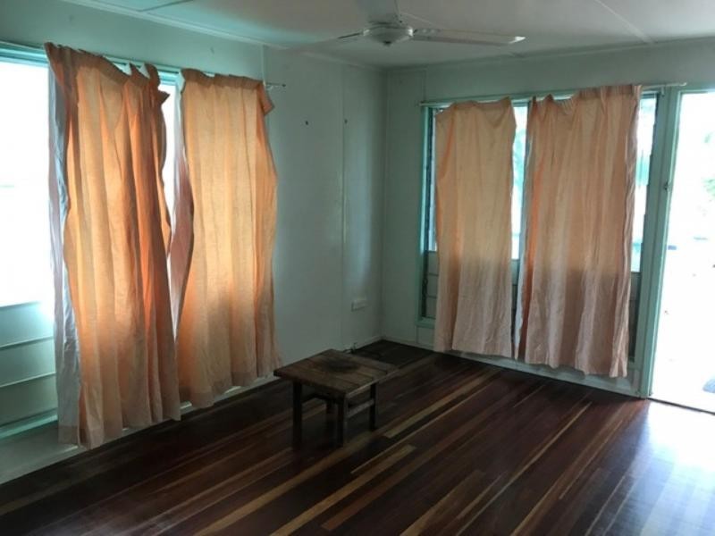 19 Evans Street, Blackwater QLD 4717