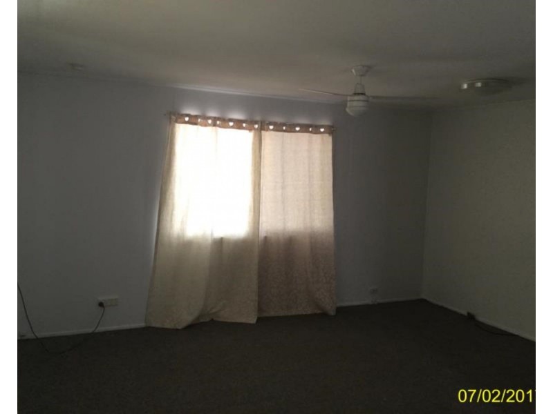 27 Arthur Street, Blackwater QLD 4717