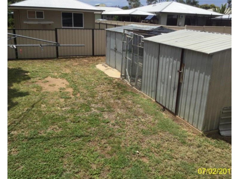 27 Arthur Street, Blackwater QLD 4717