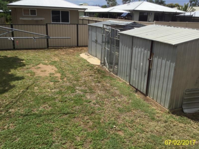 27 Arthur Street, Blackwater QLD 4717