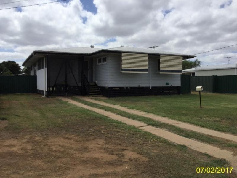 5 Bauhinia Street, Blackwater QLD 4717