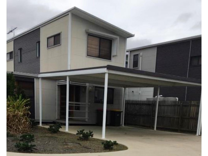14A Deacon Drive, Blackwater QLD 4717