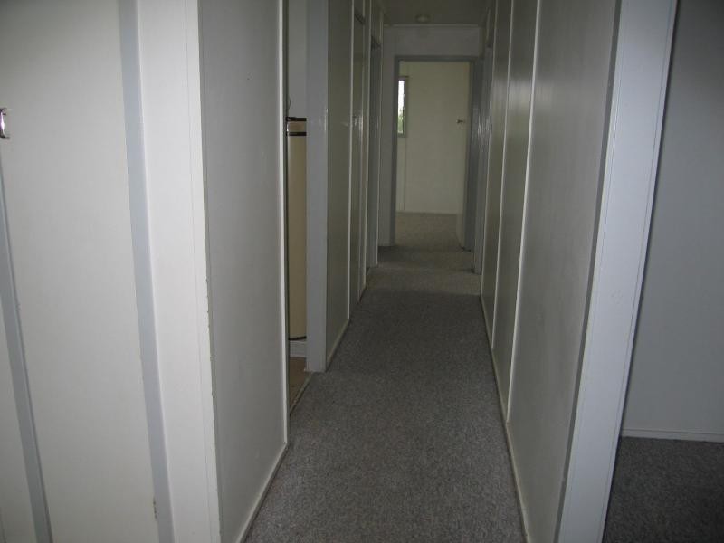 10 Long Street, Blackwater QLD 4717