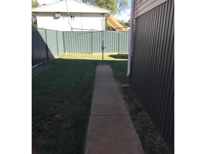 15 Kurrajong Street, Blackwater QLD 4717