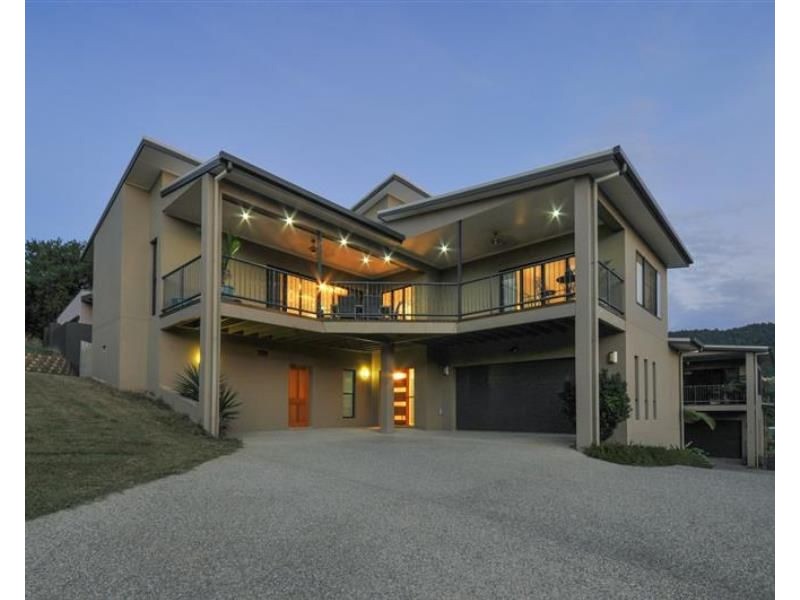 1, 39 Beth Court, Cannonvale QLD 4802