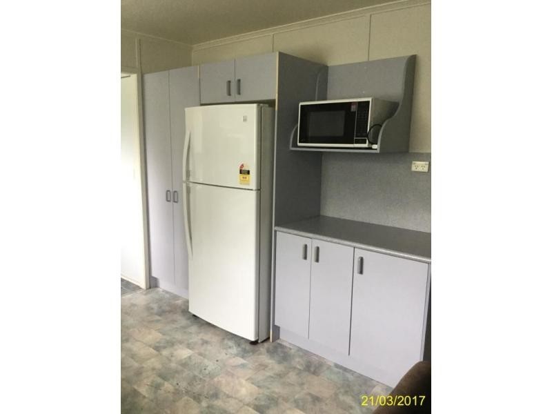 25 Bean Street, Blackwater QLD 4717