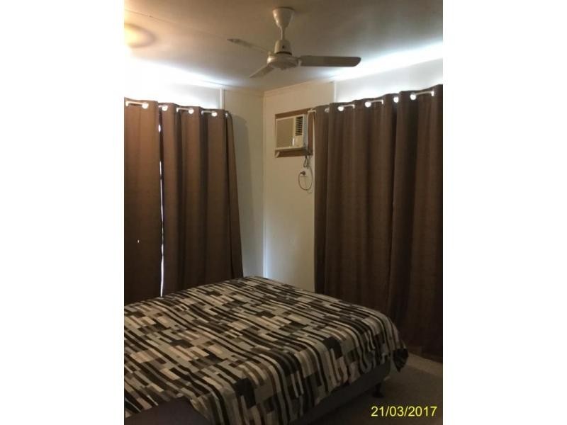 25 Bean Street, Blackwater QLD 4717