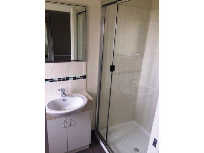 11B Summer Red, Blackwater QLD 4717