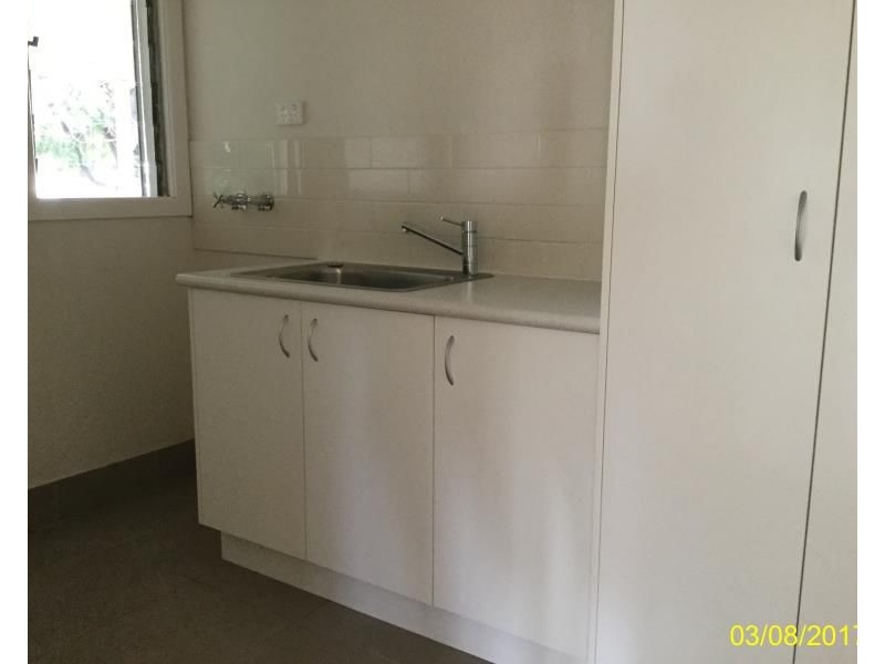 19 Arnold Street, Blackwater QLD 4717