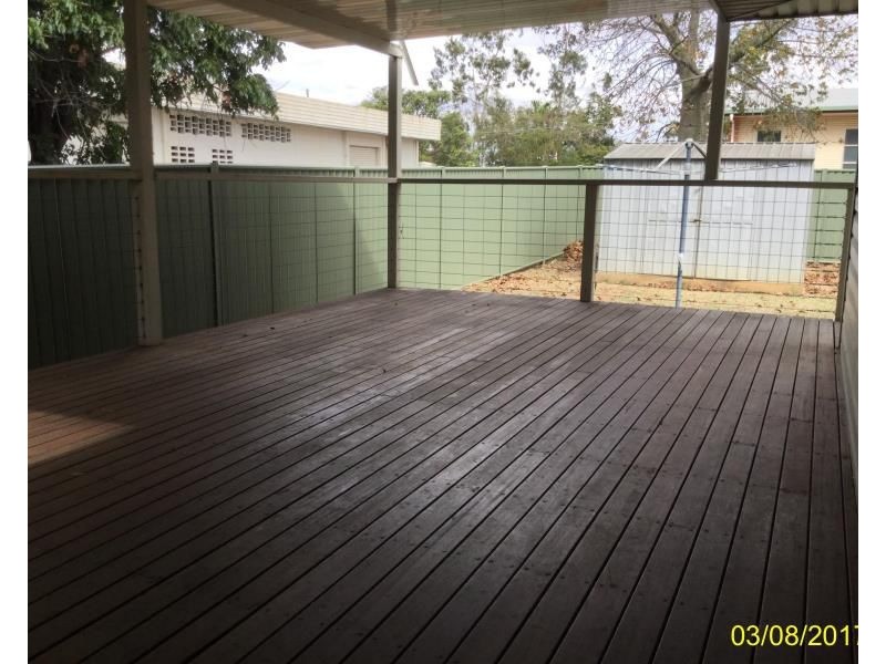 19 Arnold Street, Blackwater QLD 4717