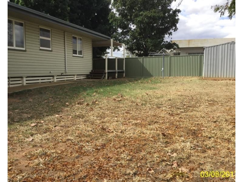19 Arnold Street, Blackwater QLD 4717