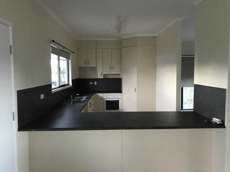 13 Walsh Avenue, Blackwater QLD 4717